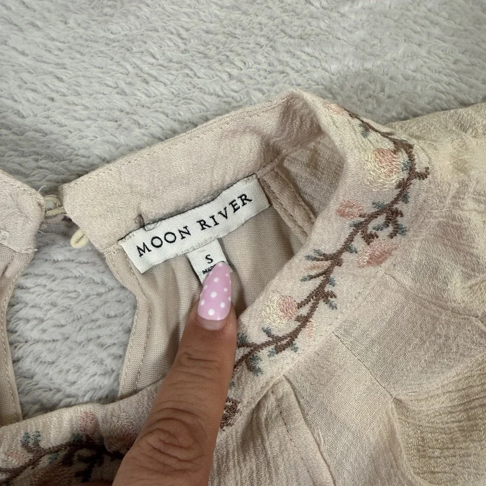 Moon River Anthropologie Small Embroidered‎ Lace Hem Boho Midi Dress - Picture 6 of 9